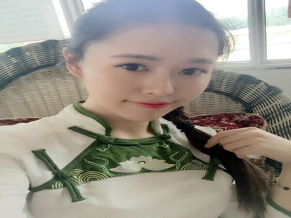 甜女彭弋.jpg